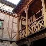Affittacamere La Maison Bakéa 4*