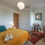Pensión La Maison Bakéa 4*