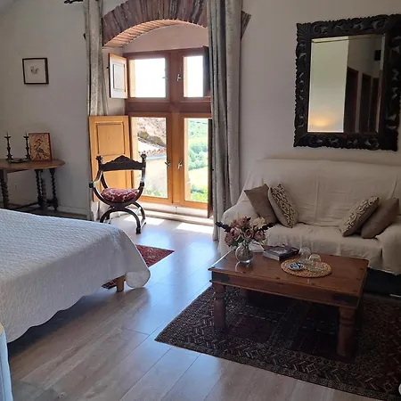 Pensión La Maison Bakéa Cordes-sur-Ciel