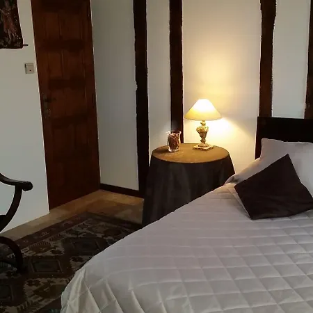 La Maison Bakéa Pensión 4*